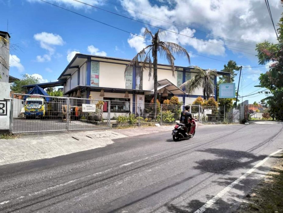 DI JUAL TANAH BESERTA GUDANG DI MERTASARI, KEROBOKAN, BALI