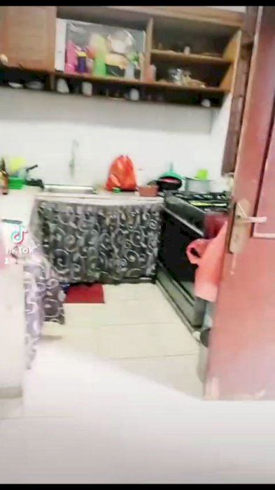 Rumah luas di jual murah aj nih