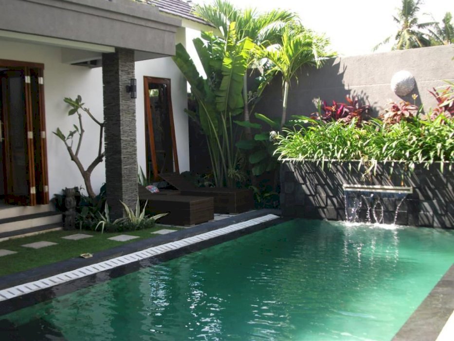 JUAL VILLA DI TUMBAK BAYUH BALI FULL FURNISHED