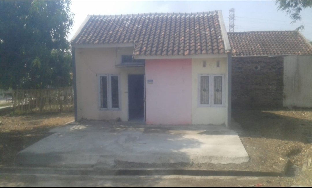 Rumah dekat daerah Trusmi, Kec Plered, Kab.Cirebon