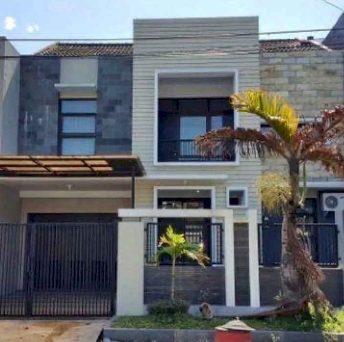 Dijual Rumah Araya Malang jalan utama modern minimalis