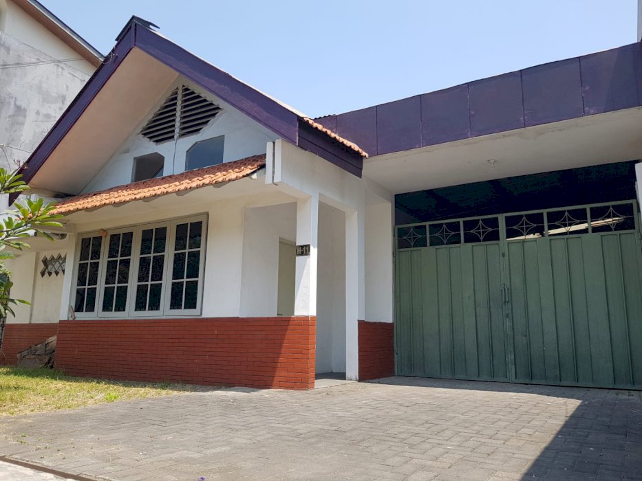 RUMAH  SIAP HUNI  UK 14x30 MTR HADAP UTARA