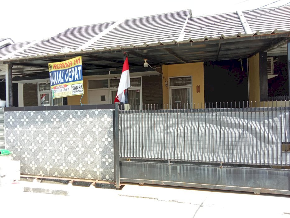 Di Jual /Takeover Rumah Lokasi Di Cileunyi Wetan Bandung