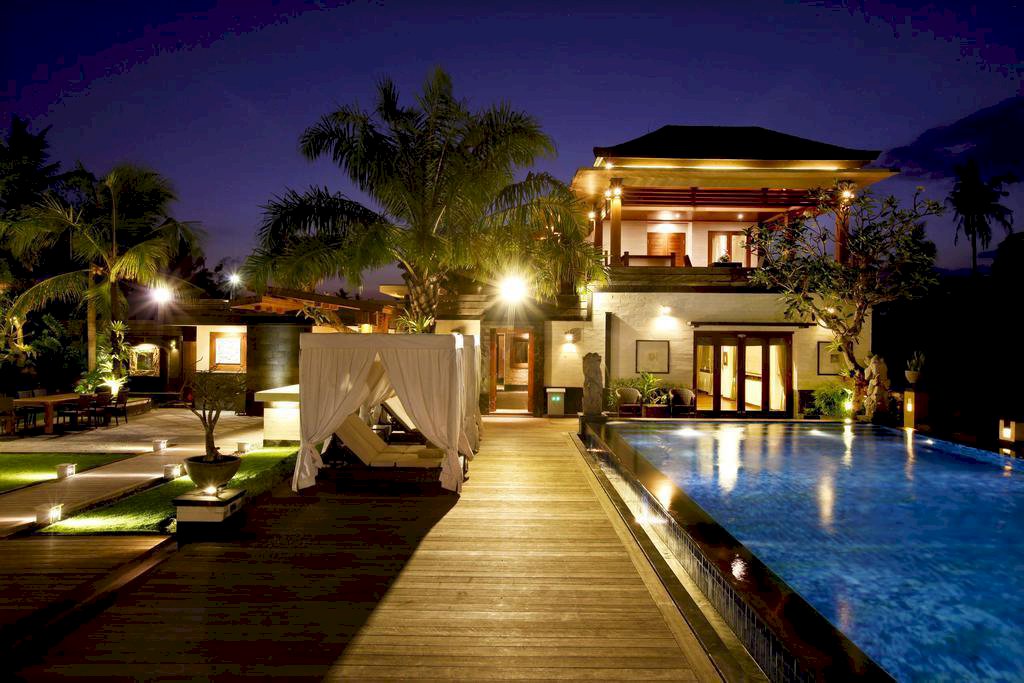 DI JUAL VILLA LUXURY DI DENPASAR TIMUR, BALI