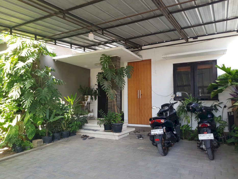 DI JUAL RUMAH LANTAI 1 DI JLN. TENGGANA PENATIH DENPASAR TIMUR