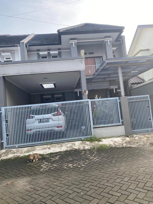 DIJUAL RUMAH KOKOH SIAP HUNI DENGAN HARGA 1,6 MILYARD