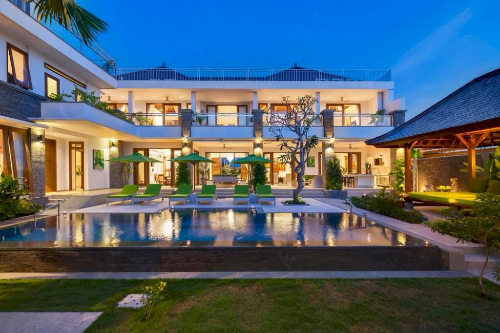JUAL VILLA MEWAH OCEAN VIEW DI CANGGU DEKAT PANTAI