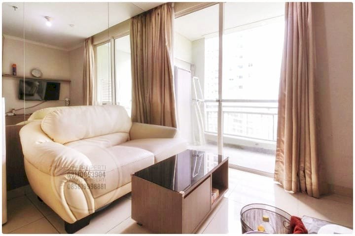 Disewa Central Park Res Unit 1BR Best View Full Furnish Mid Floor
