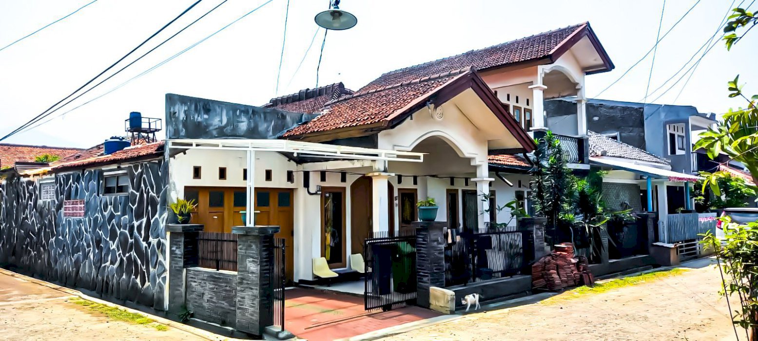 BANDUNG KOTA RUMAH MURAH DI KOMPLEKS CISARANTEN INDAH