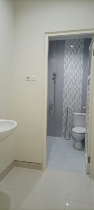 Rumah Ready Siap Huni Barat Surabaya Menganti Murah