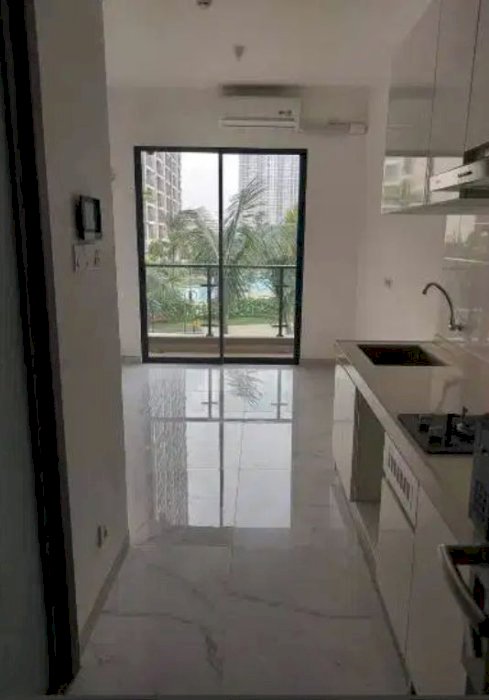 Jual Skyhouse BSD Studio LOW FLOOR HADAP TAMAN DAN KOLAM RENANG