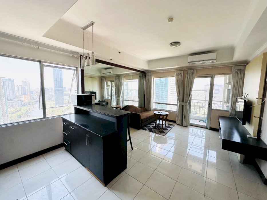 Disewakan Apartemen Sudirman Park Jakarta Pusat 3 BR Good Unit
