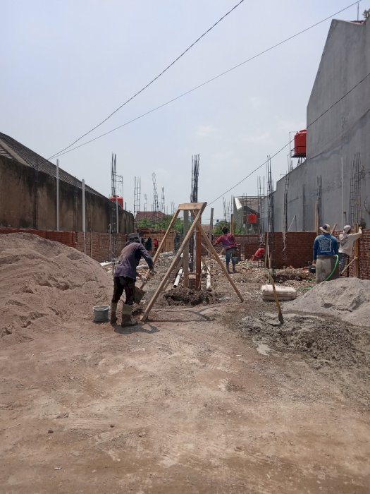 DIJUAL 2 UNIT RUMAH KEKINIAN DI CISARANTEN KULON