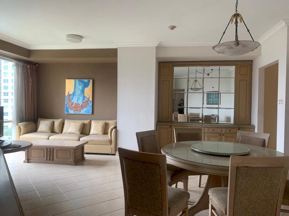 Disewakan Apartemen Batavia Jakarta Pusat – 3 BR Fully Furnished