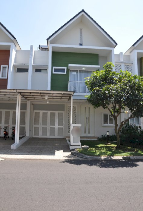 DIJUAL FURNISH 1 UNIT RUMAH DI SUMMAARECON DENGAN HARGA 3 MILYARD