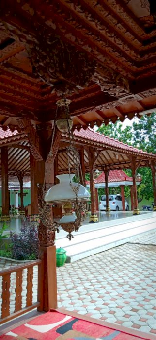 JUAL RUMAH JOGLO SOKO DENGAN KAYU JATI BERKUALITAS DI BOYOLALI