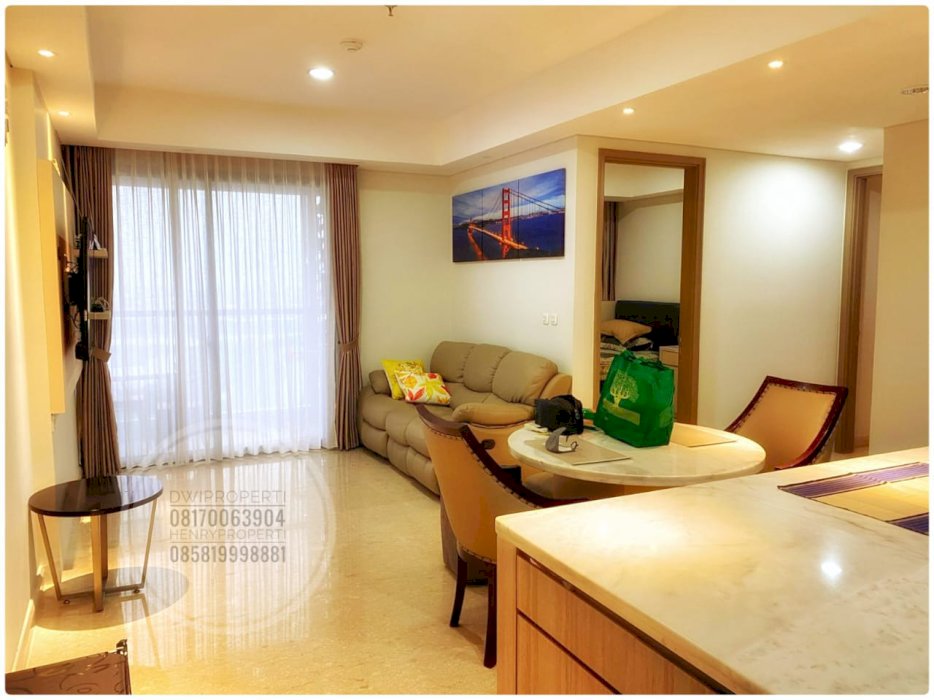 Gold Coast Apartment 2BR Full Furnish Lantai Tengah Best Sea View