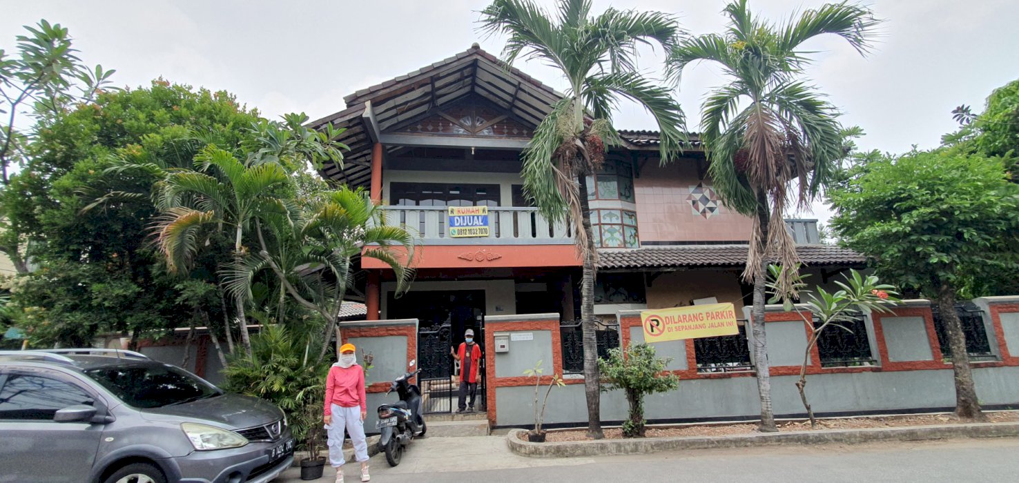 Rumah Hook - Pondok Kelapa - Jakarta Timur - Strategis