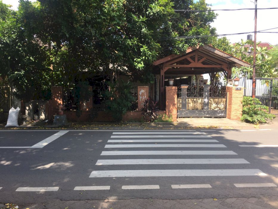 Dijual Rumah Strategis di Duren Sawit Jakarta Timur