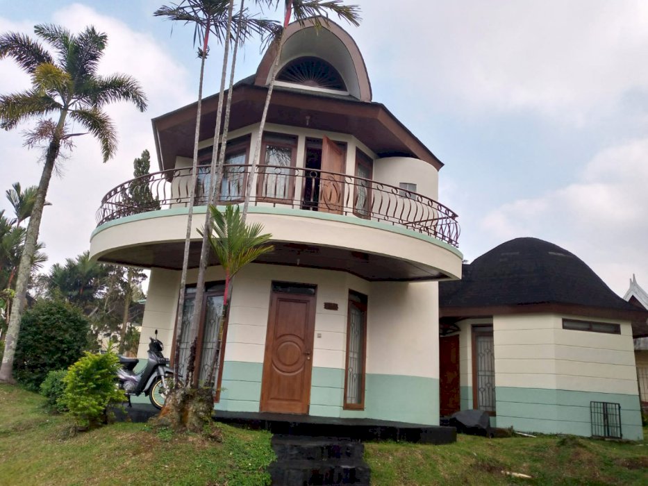 JUAL CEPAT, VILLA UTK HEALING DAN PASSIVE INCOME. CASHBACK Rp. 5 juta!