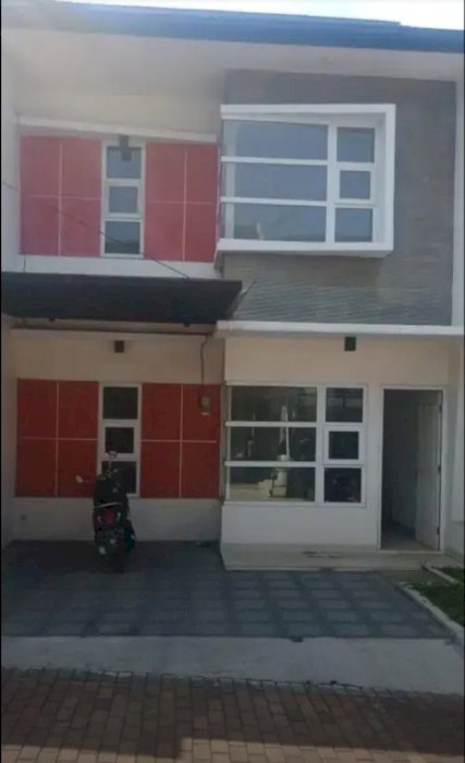 DIJUAL RUMAH 2 LANTAI DENGAN 4 KT 2 KM DI SARIWANGI BANDUNG UTARA