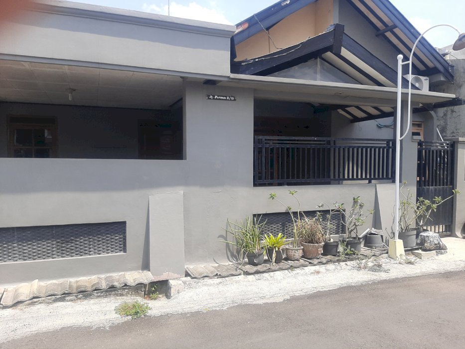 Rumah Siap Huni lokasi hook di sebuah perumahan ternama di Kudus