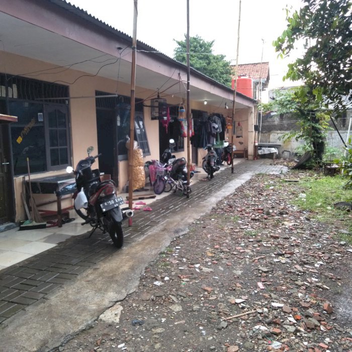 Dijual tanah beserta kost2an