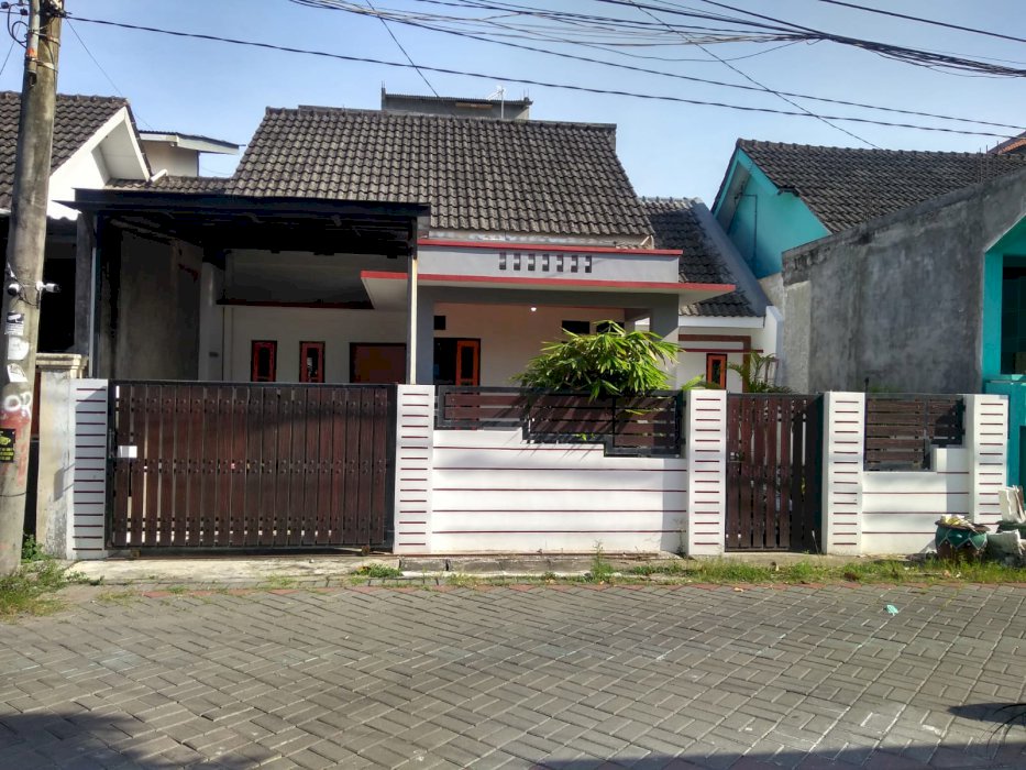 Rumah 9x15m Bonus Perabot 850jt Nego