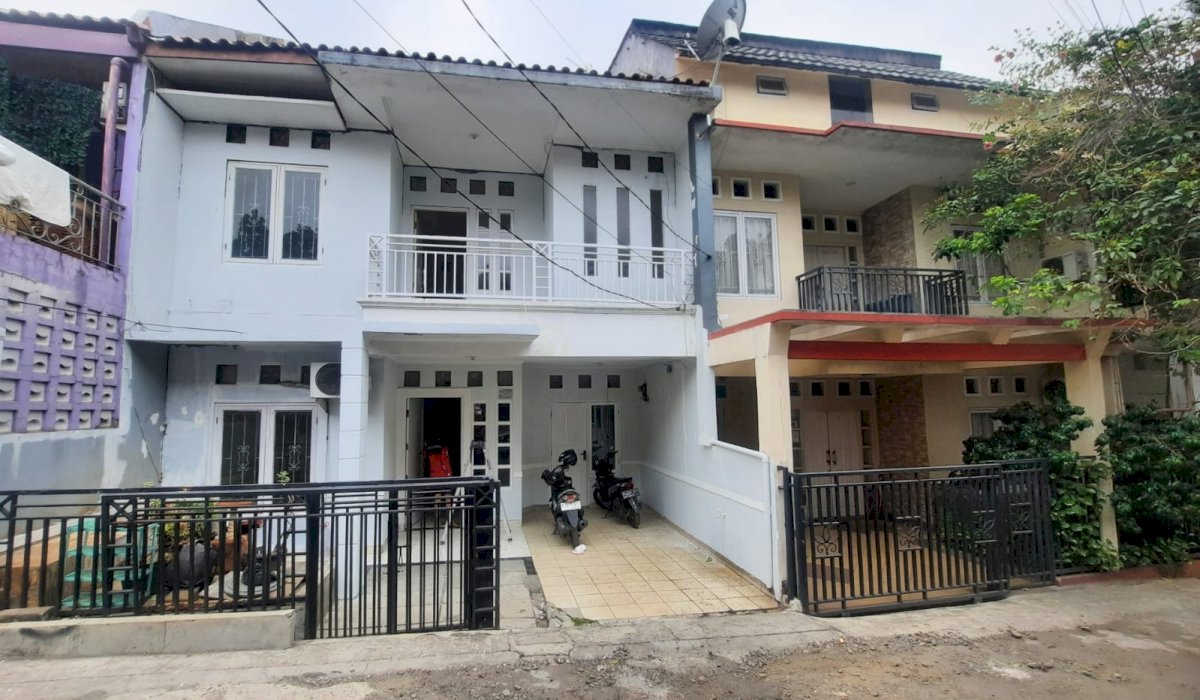 DI SEWAKAN RUMAH TAHUNAN DI JATIPADANG,PEJATEN, JAKARTA SELATAN