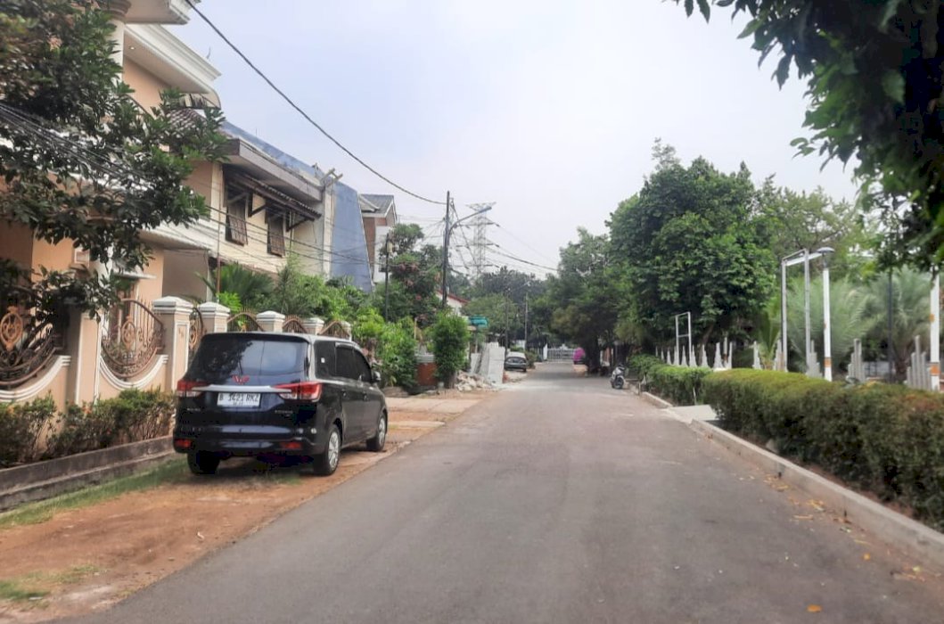 DI JUAL RUMAH MEWAH DI DAERAH PEJATEN, PASAR MINGGU, JAKARTA SELATAN