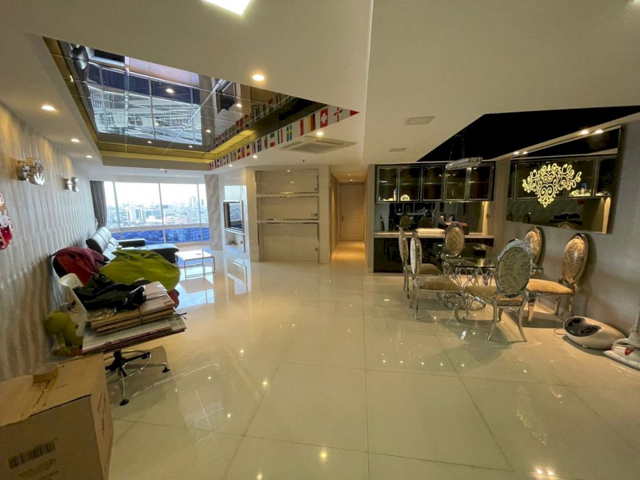 Disewakan Apartemen Taman Anggrek Condominium 3BedRoom Full Furnish