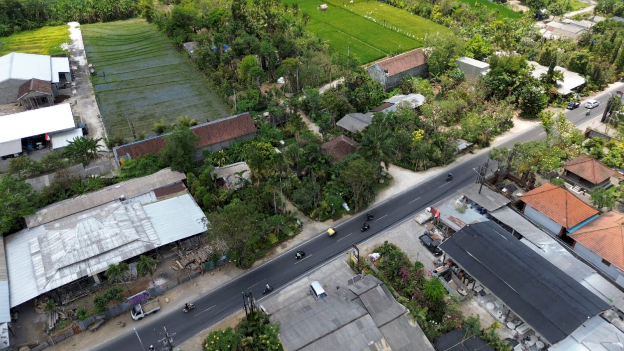Jual tanah jl utama kerobokan semer bali As11