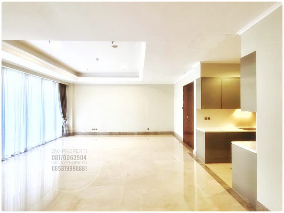 Dijual District 8 Unit 4 BR Semi Furnish Best City View