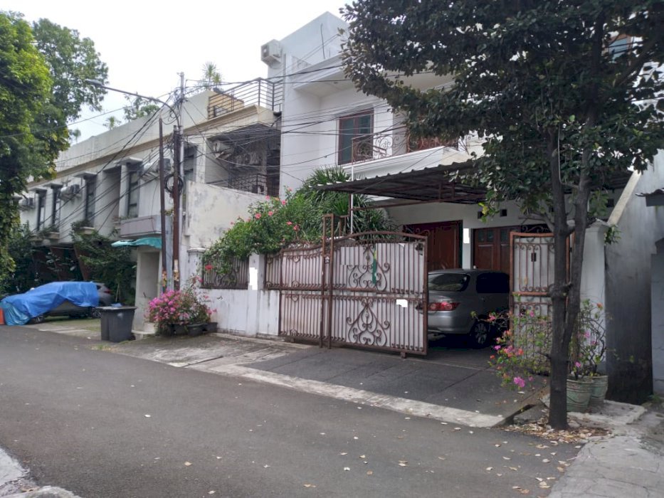 DiJual Rumah Strategis, Gandaria Kebayoran Baru Jakarta Selatan
