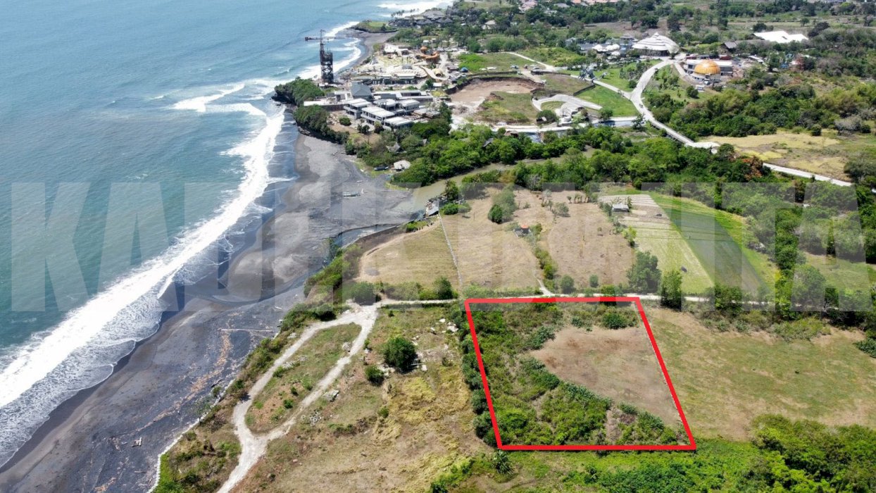 dijual tanah pantai nyanyi dekat luna beach club