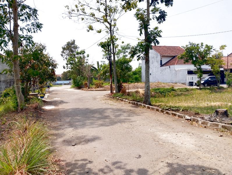 Tanah Komplek Baitussalam Ciwastra