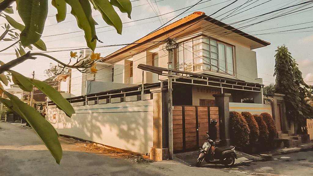 Jual dan sewakan Rumah villa kerobokan gunung salak denpasar barat