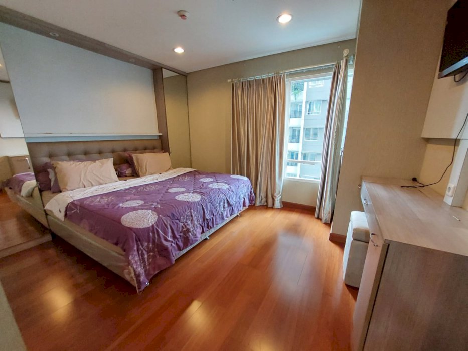 Dijual Permata Hijau Residence Unit 3+1 lantai rendah pool view