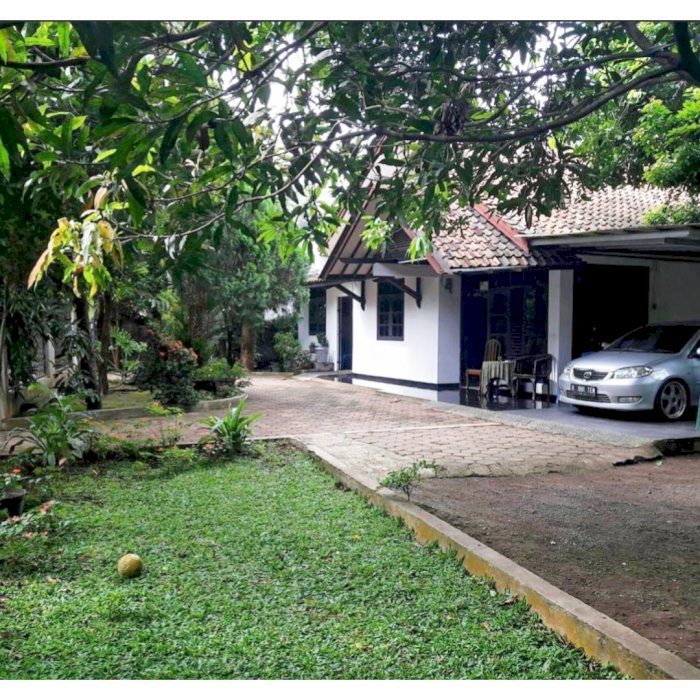 Rumah dikranggan Cibubur luas nyaman asri