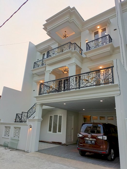 Dijual Rumah Mewah  Dan Bebass banjir Di Jagakarsa Jakarta Selatan