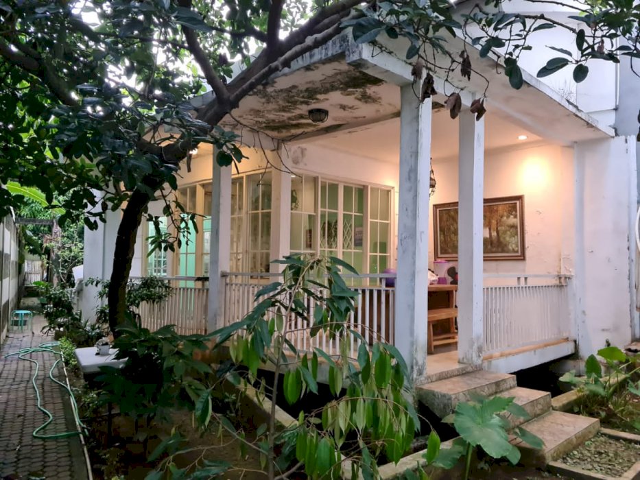 RUMAH STRATEGIS JAGAKARSA JAKARTA SELATAN