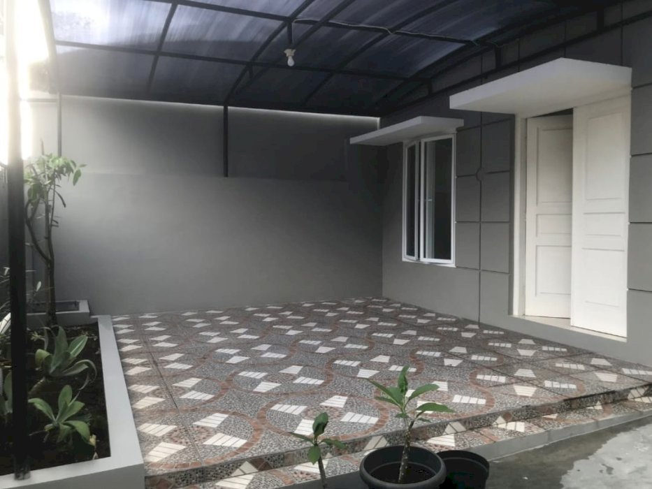 SEWA TAHUNAN RUMAH STRATEGIS DI PASAR MINGGU JAKARTA SELATAN