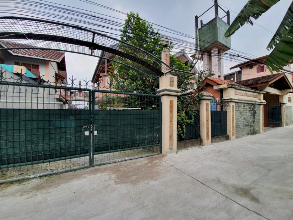 Rumah dijual dijatiwaringin besar dan luas