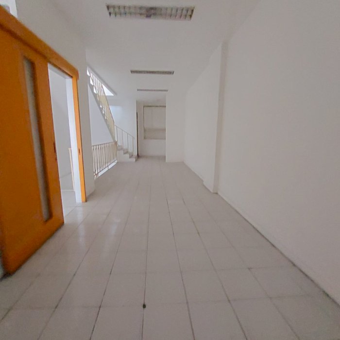 Rukan Gunung Sahari TURUN HARGA Lokasi Strategis 4 lantai+Roof Top