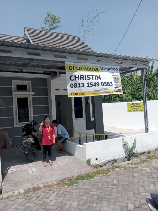 RUMAH MUNGIL HOOK DENGAN TAMBAHAN TANAH