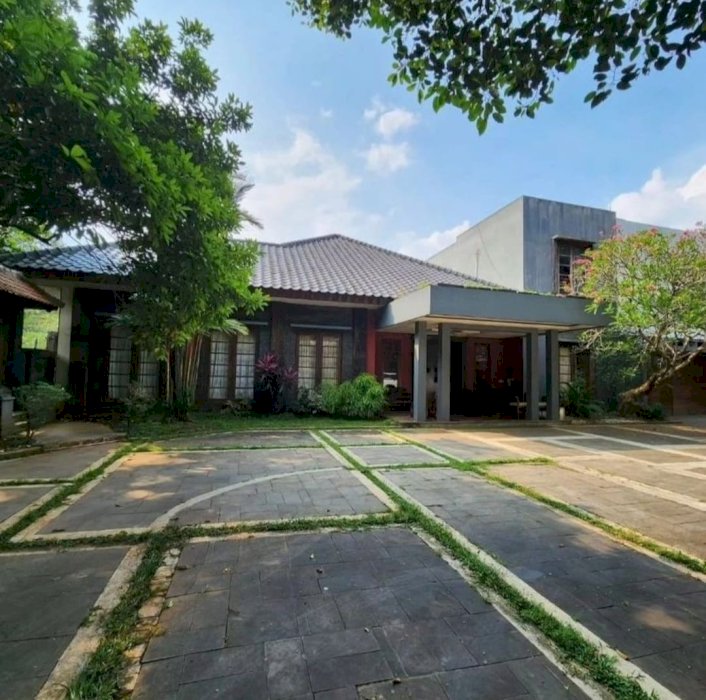 Di Jual Cepat Rumah 2 lantai  Pondok Labu Jakarta Selatan