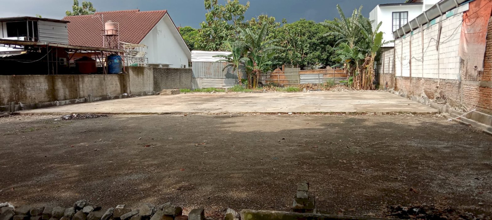 Di Jual Lahan Strategis Di Pinggir Jalan limo Depok