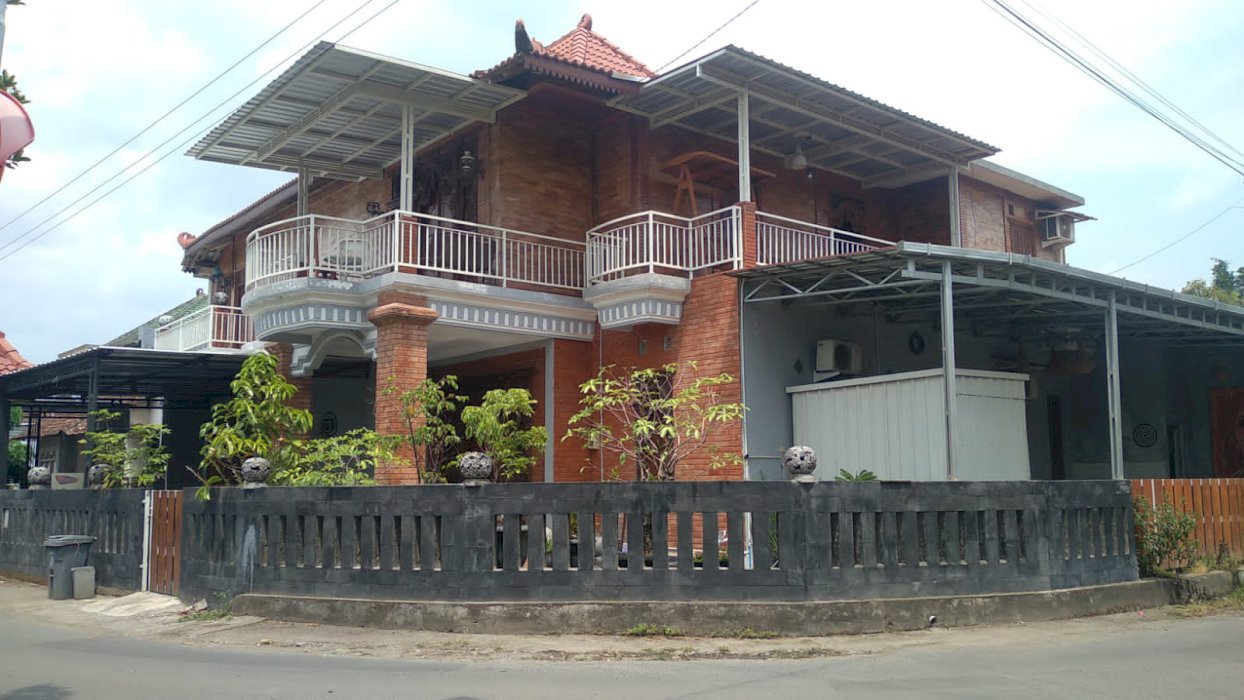 Rumah Strategis Modern Tradisional Sumberharjo Prambanan