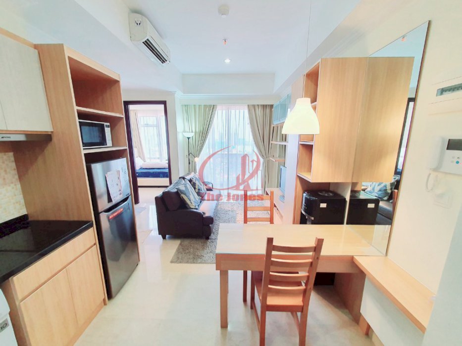 Sewa Apartemen Menteng Park Cikini  2 BR Fully Furnished..