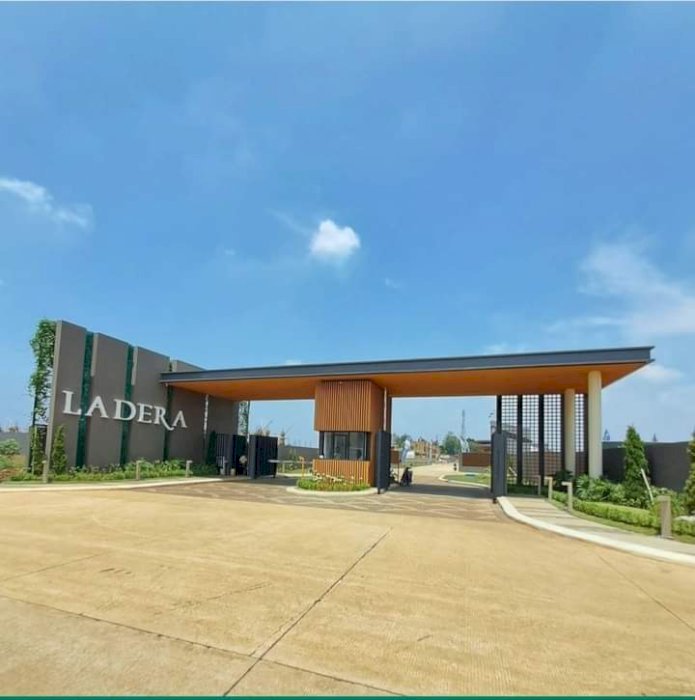 RUMAH MILENIAL MENGUSUNG GAYA AMERICAN CLASSIC DI PARUNG BOGOR